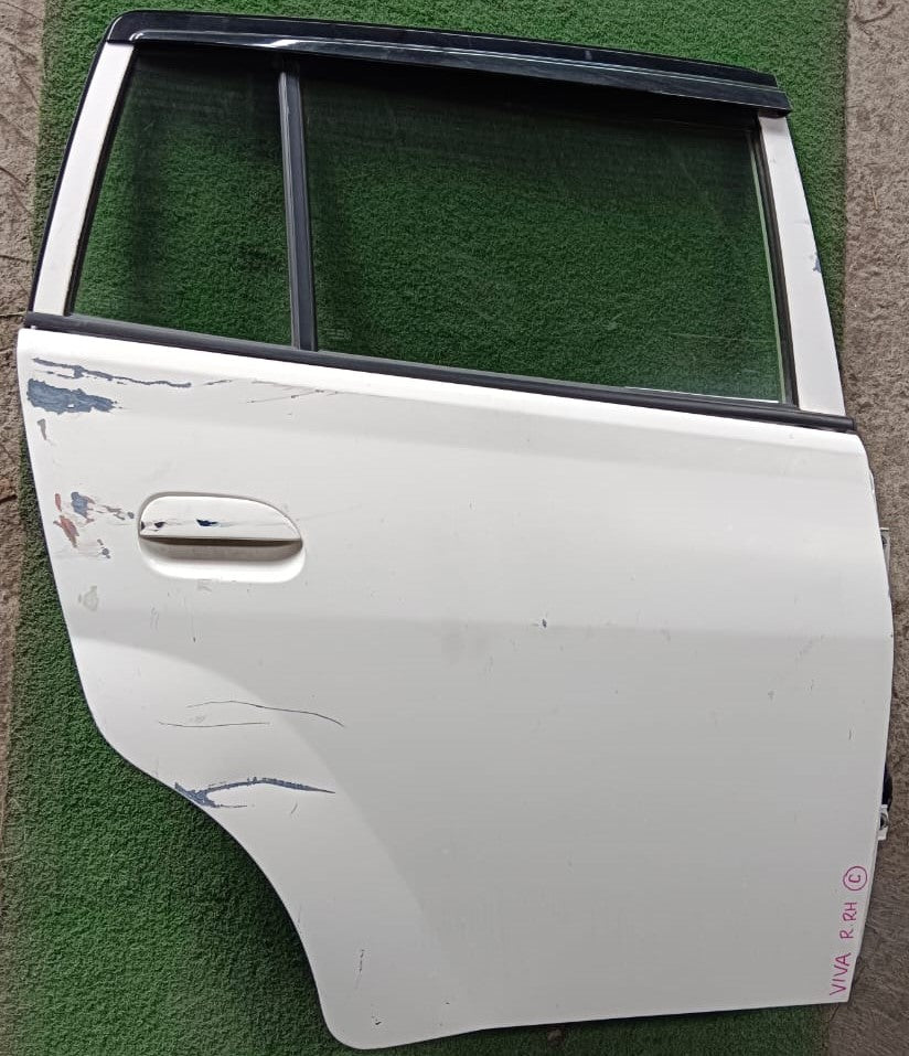 PERODUA VIVA DOOR PANEL RRH COMPLETE WHITE (B) (DP00169)