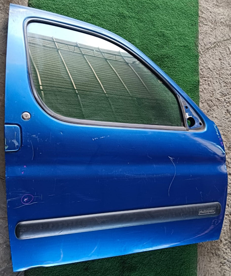 CITROEN BERLINGO DOOR PANEL FRH COMPLETE BLUE (DP000172)