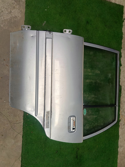 PERODUA KANCIL DOOR PANEL RLH KOSONG SILVER (DR00008)