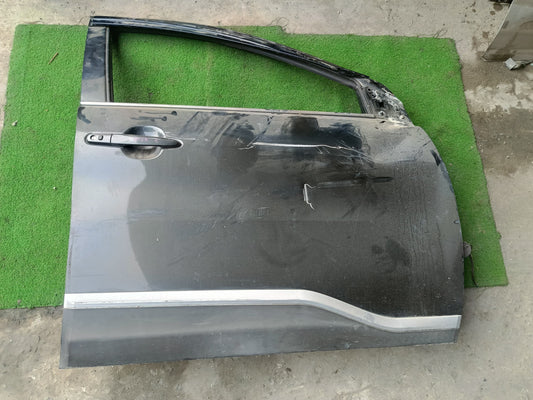 TOYOTA RUSH DOOR PANEL FRH COMPLETE BLACK (DR00020)