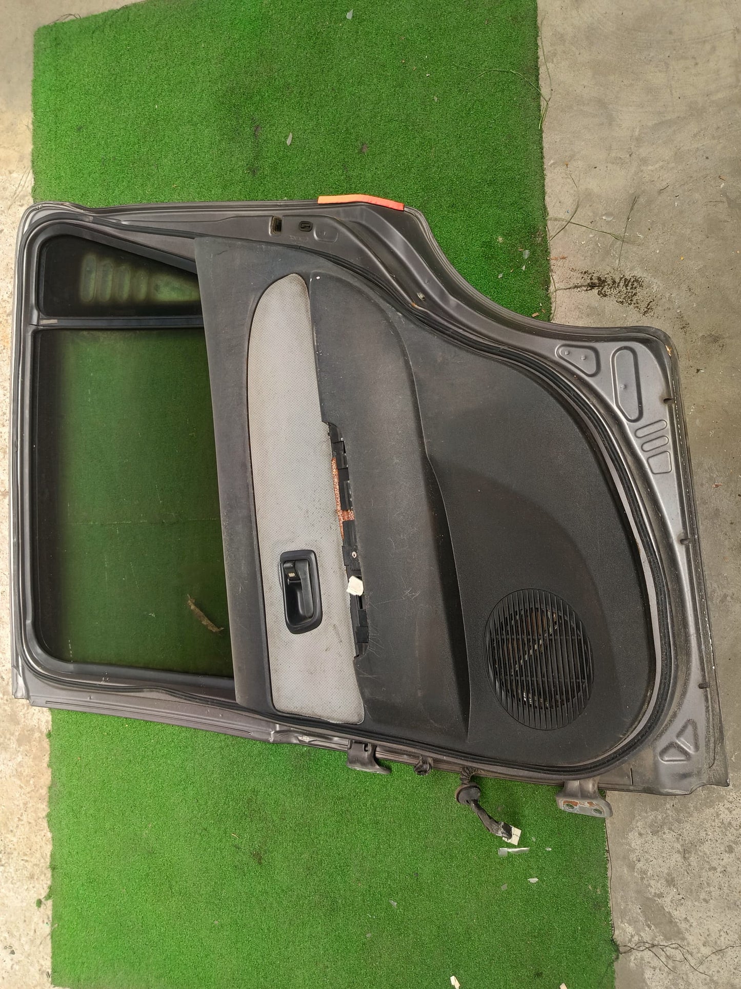 PERODUA MYVI K3 DOOR PANEL RRH COMPLETE GREY (DR00013)