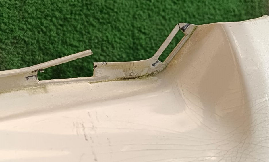 TOYOTA SUPER KING UZJ200 FRONT BUMPER WHITE (B) (FB00008)