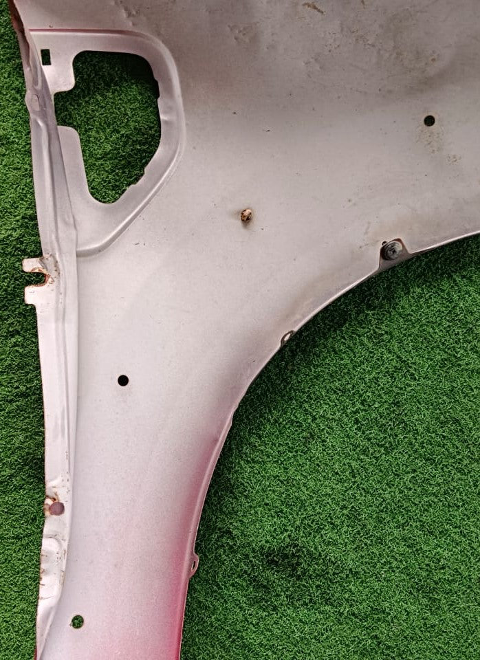 FORD RANGER T6 FRONT FENDER WITH HOLE RED LH (FFWH053)