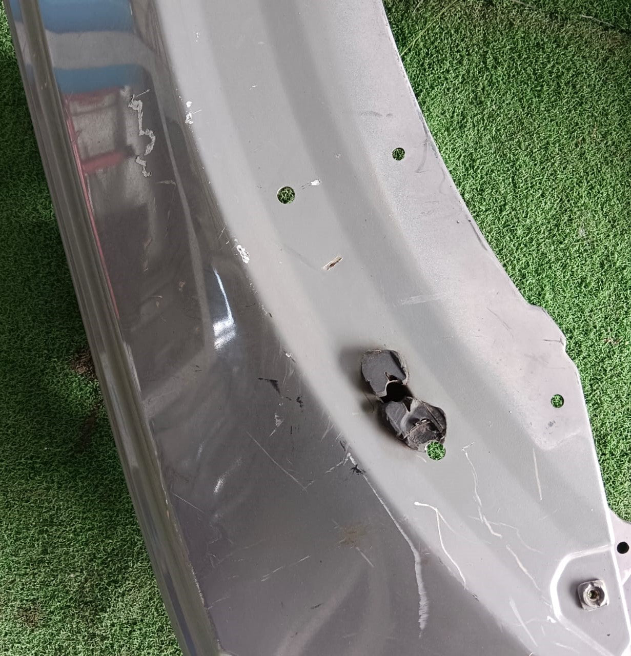 FORD RAPOR 2019 FRONT FENDER WITHOUT HOLE GREY LH (FFWH062)