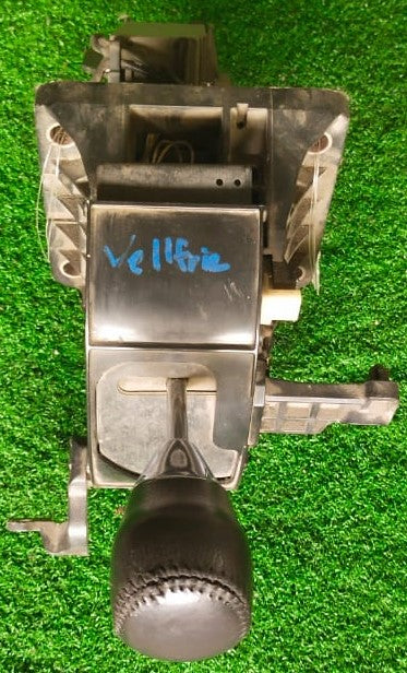 TOYOTA VELLFIRE GEAR LEVEL AT (GL0005)