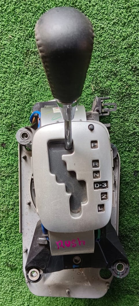 TOYOTA RUSH GEAR LEVER (GL0040)
