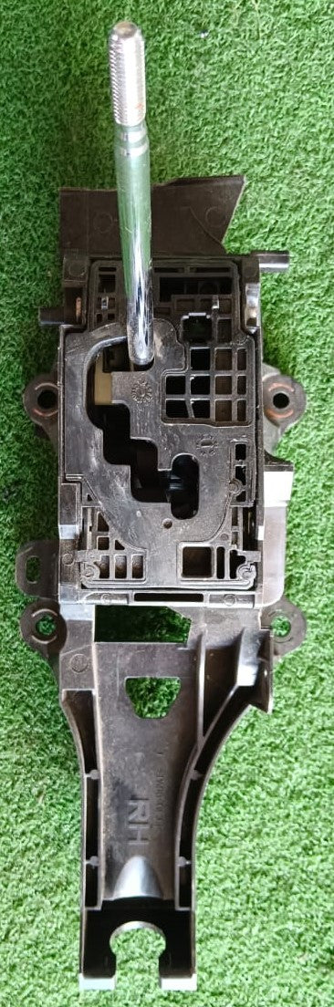 TOYOTA REVO GEAR LEVEL (GL0041)