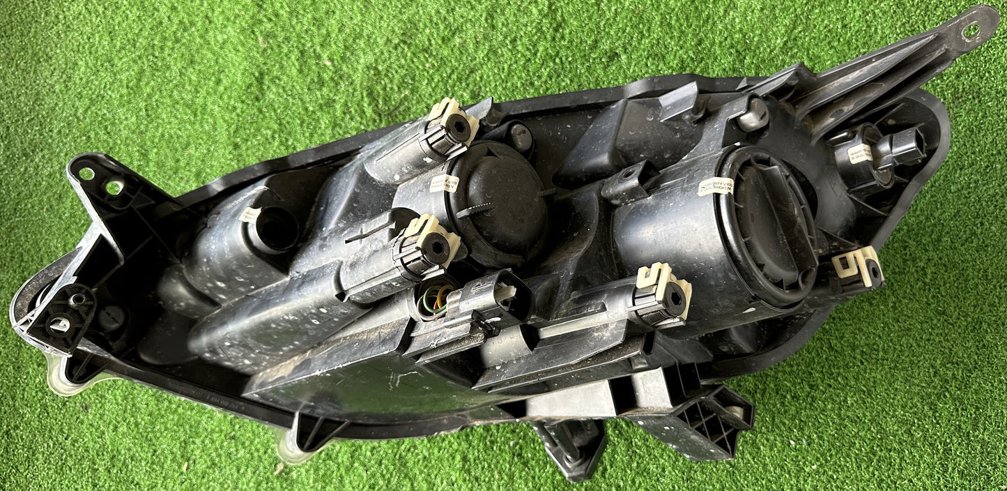 PERODUA ALZA HEAD LAMP RH (HL0006)