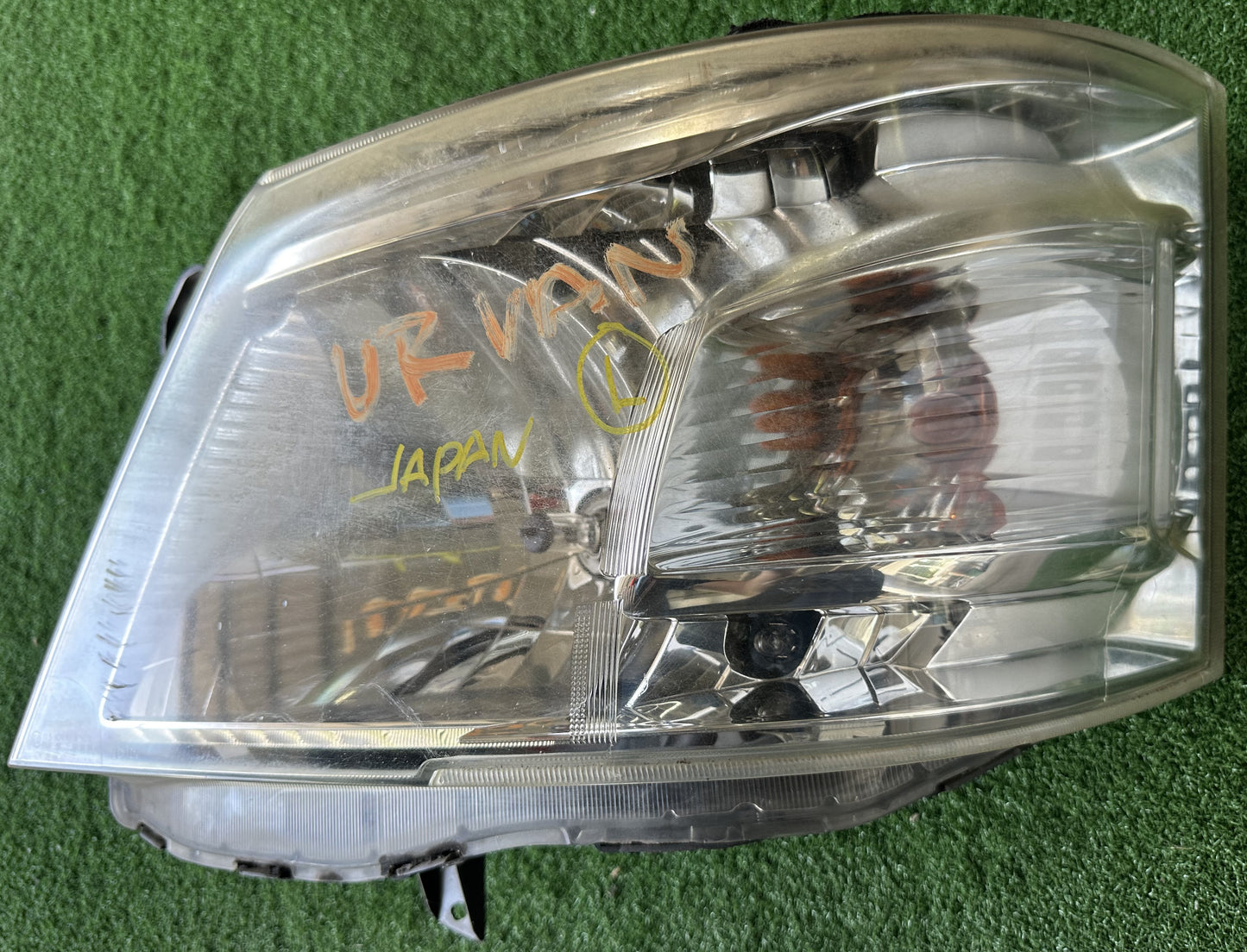 NISSAN URVAN NV350 HEAD LAMP LH (HL0017)