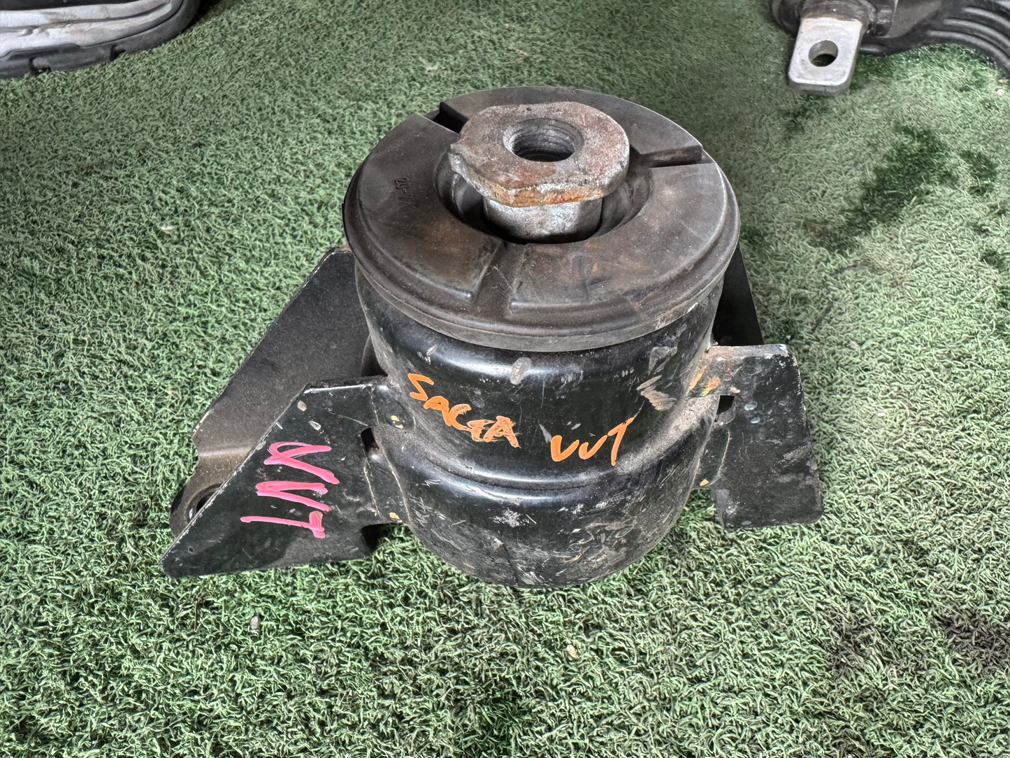 PROTON SAGA VVT ENGINE MOUNTING RH (EM0009)