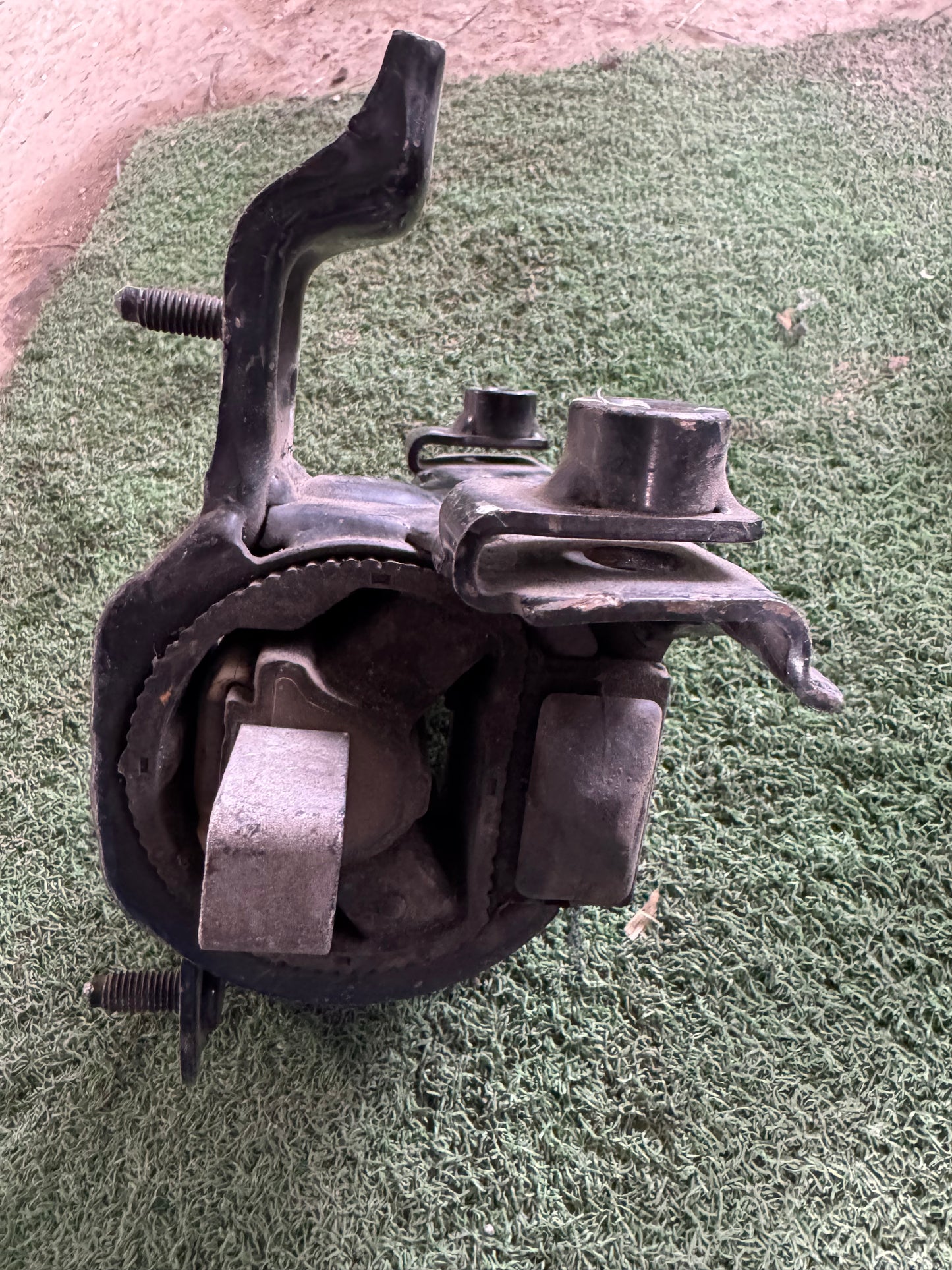 VOLKSWAGEN POLO MK5 ENGINE MOUNTING RH (EM0024)