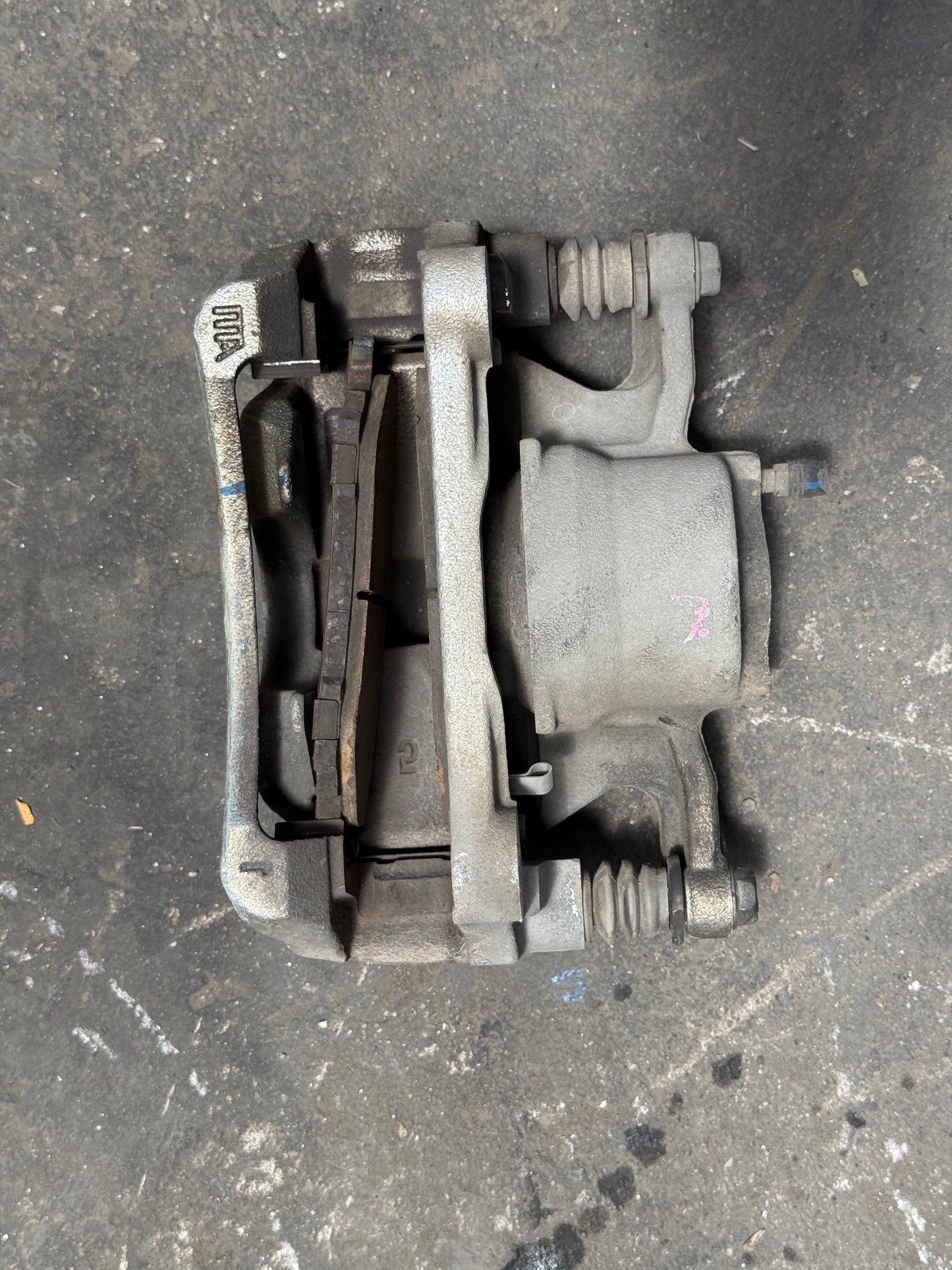 PERODUA ARUZ BRAKE CALIPER RH BC136(U)