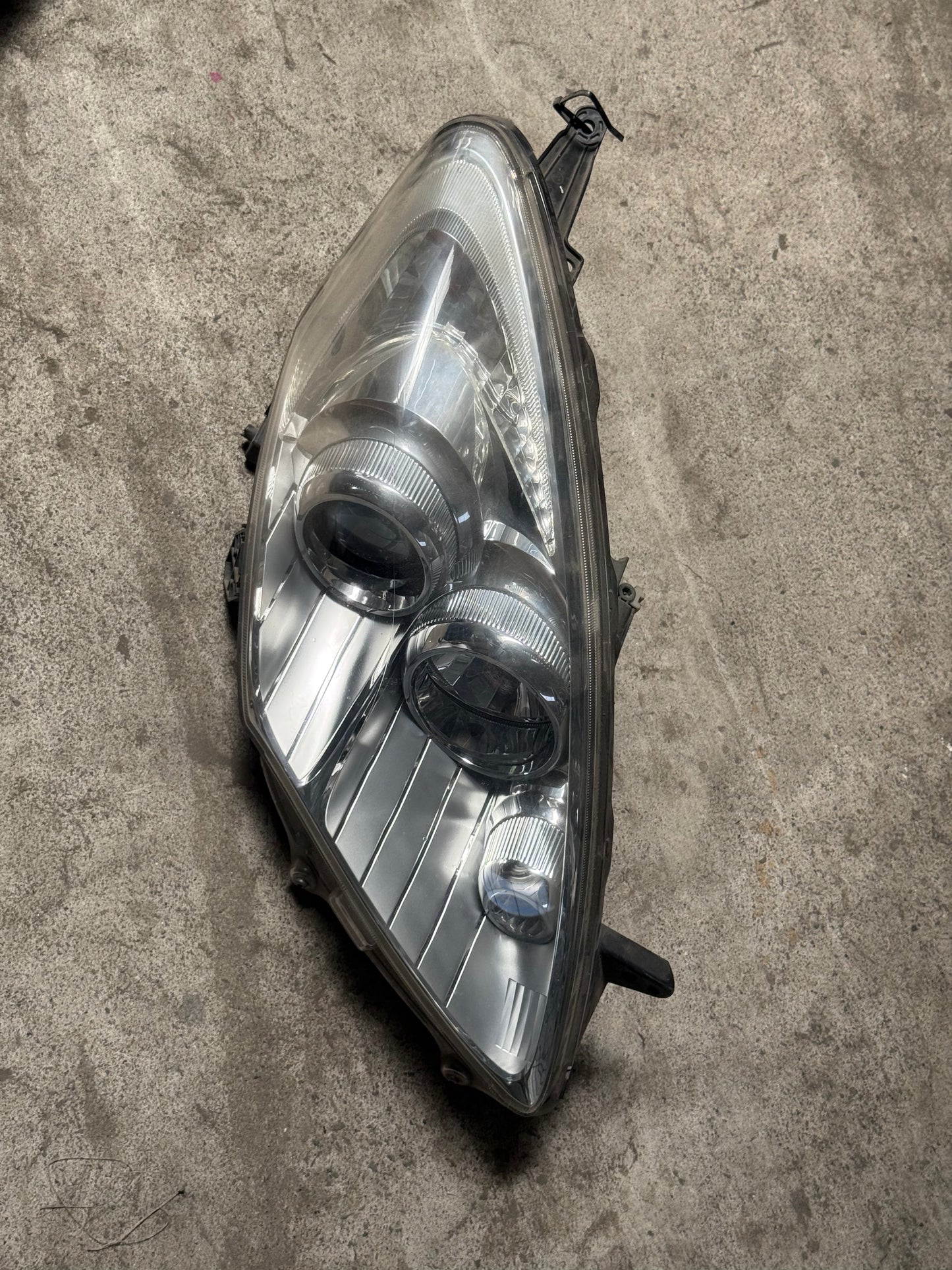 PERODUA ALZA HEAD LAMP RH HL089