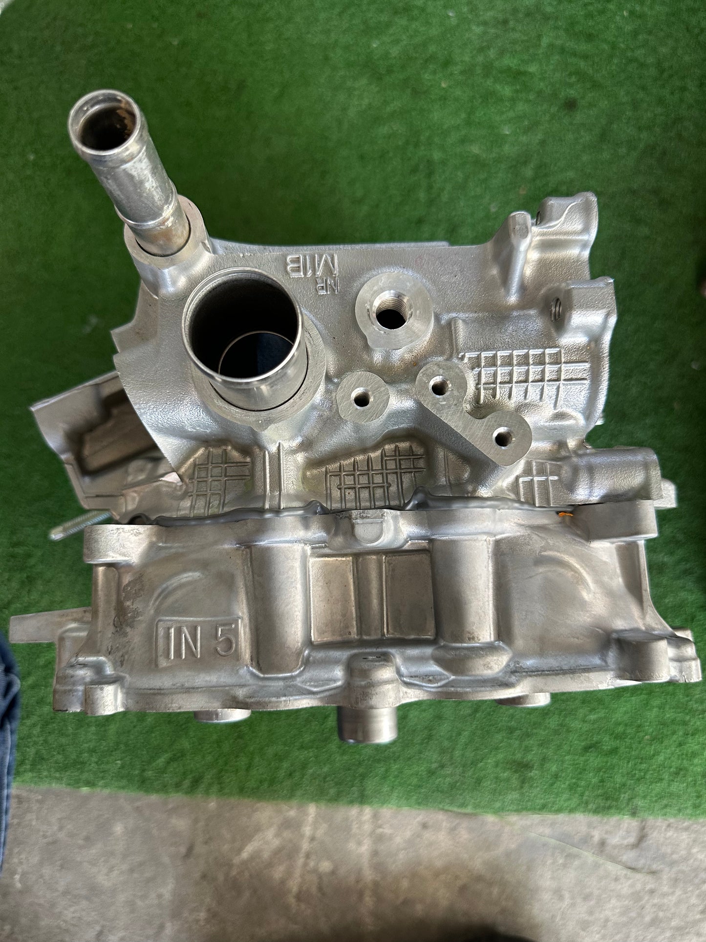 PERODUA BEZZA 1.3 CYLINDER HEAD COMPLETE GENUINE (PW623011)