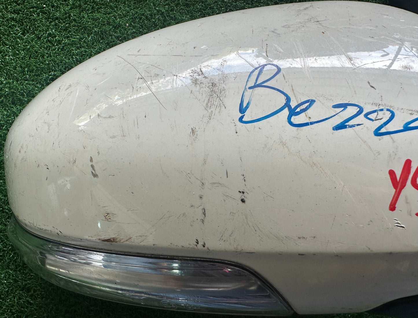 PERODUA BEZZA SIDE MIRROR 9WIRE RH WHITE (SM00012)