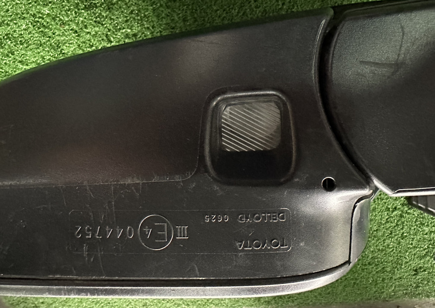 TOYOTA FORTUNER GUN156 SIDE MIRROR 9WIRE RH BLACK (SM00040-1)