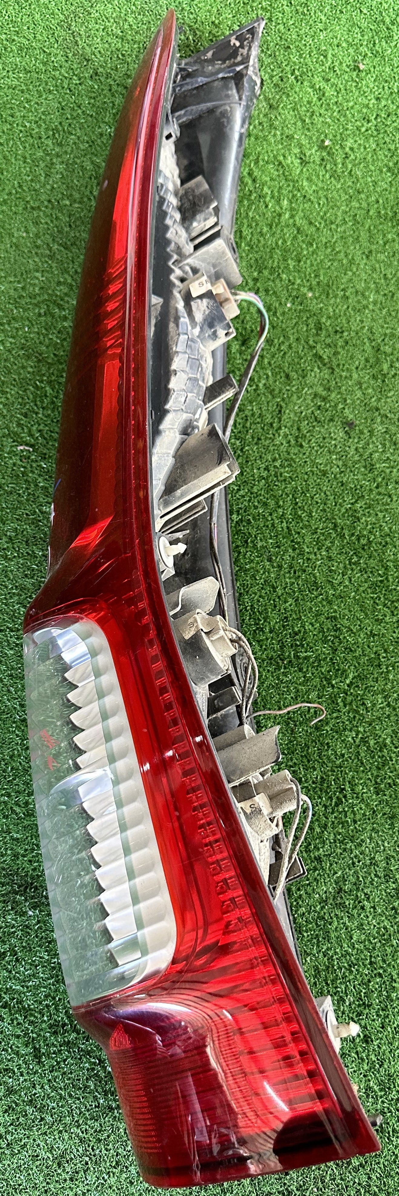 PERODUA VIVA TAIL LAMP RH (TL00020)