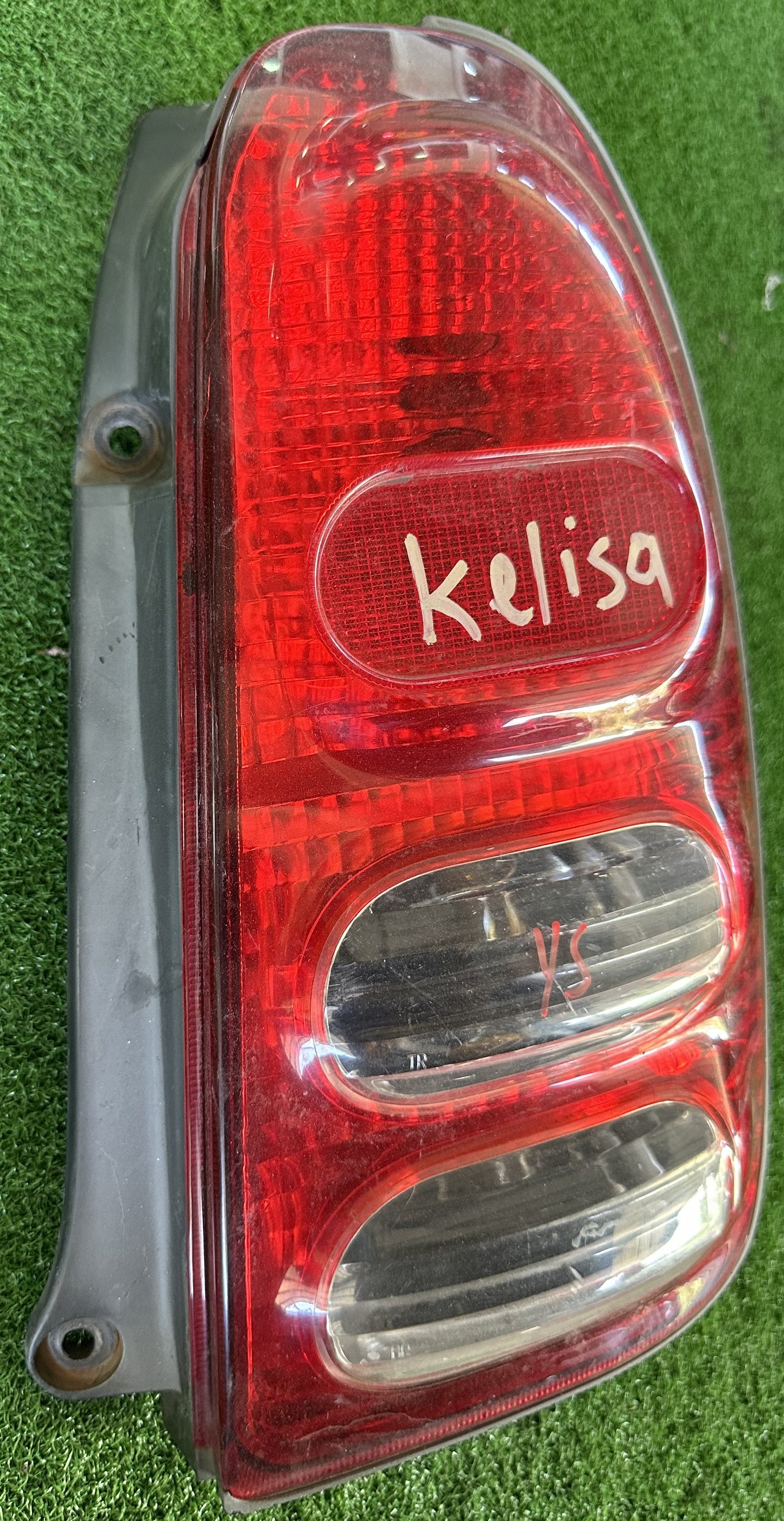 PERODUA KELISA TAIL LAMP RH (TL00031)