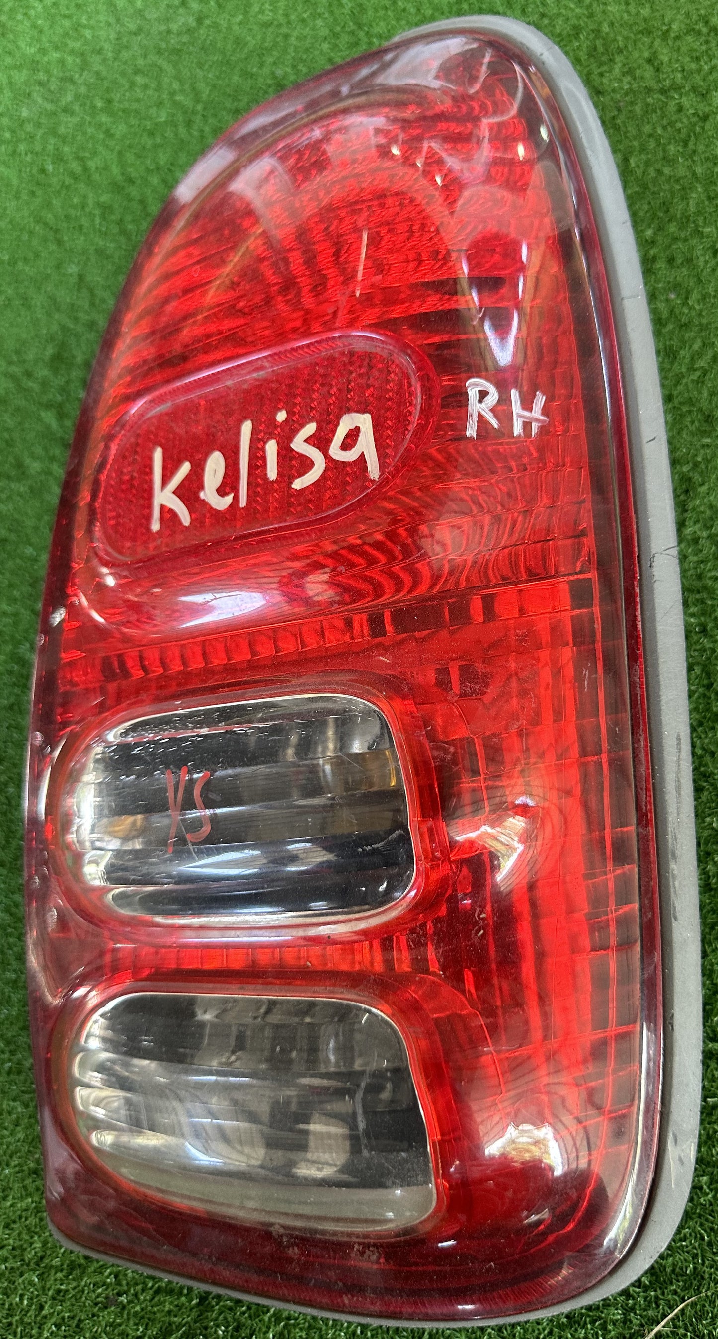 PERODUA KELISA TAIL LAMP RH (TL00031)