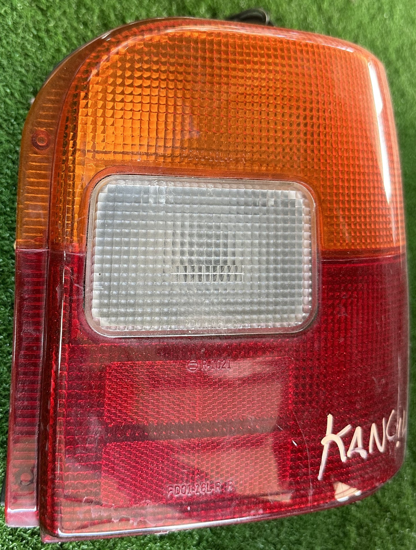 PERODUA KANCIL 2000 TAIL LAMP 3COLOUR (TL00034)