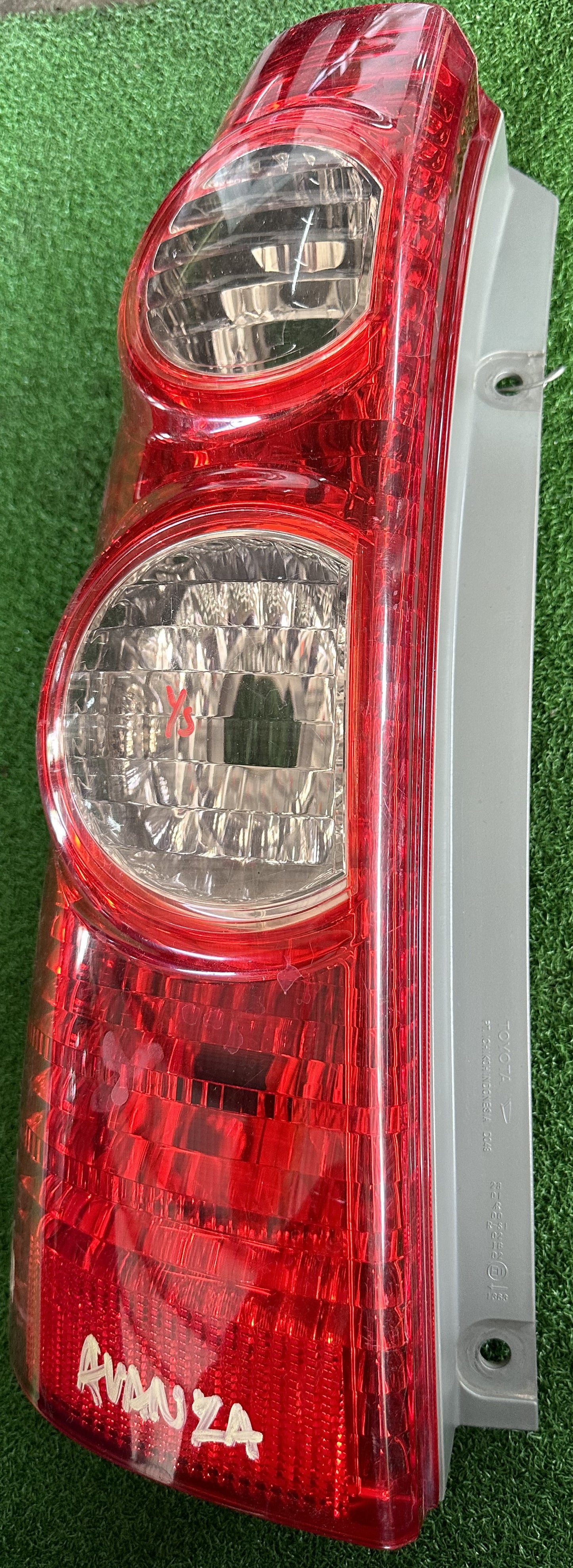 TOYOTA AVANZA F600 TAIL LAMP LH (TL00043)
