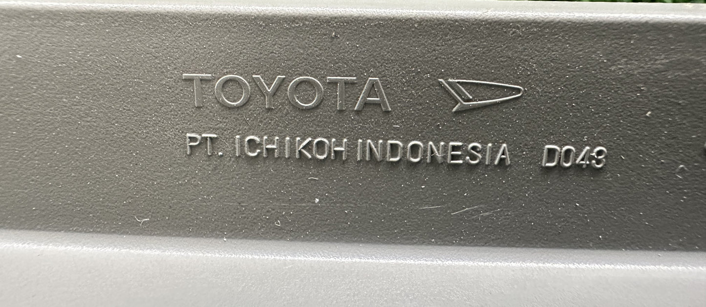 TOYOTA AVANZA F600 TAIL LAMP LH (TL00043)