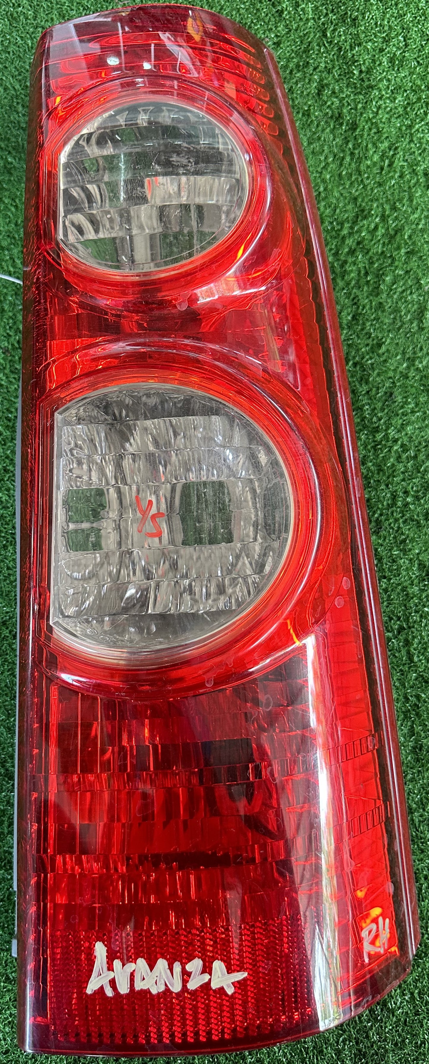TOYOTA AVANZA F600 TAIL LAMP RH (TL00044)
