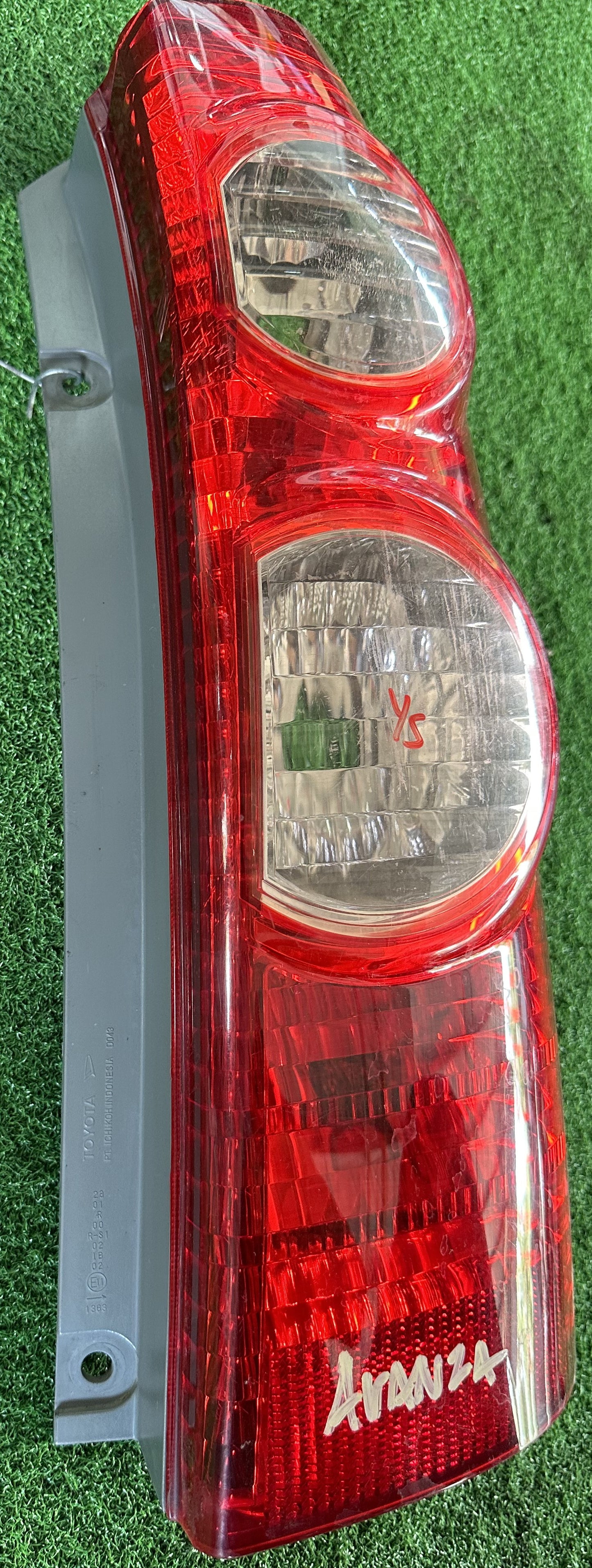 TOYOTA AVANZA F600 TAIL LAMP RH (TL00044)