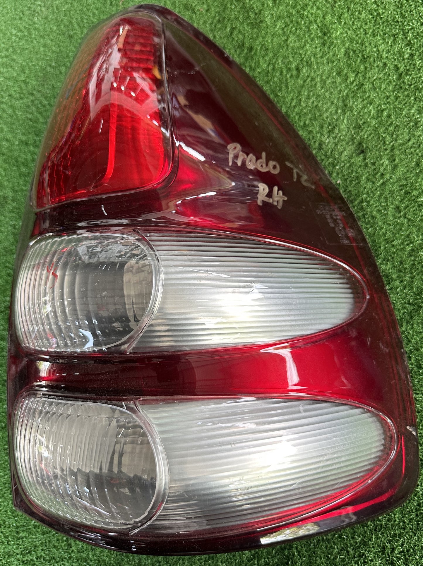 TOYOTA PRADO 120 TAIL LAMP RH TAIWAN (TL00045)
