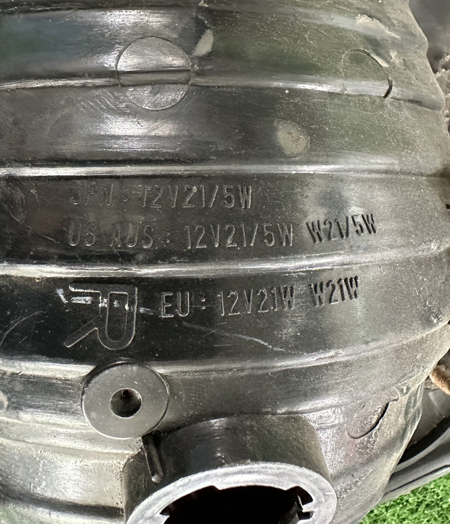 TOYOTA LAND CRUISER 100 INNER TAIL LAMP RH (TL00049)