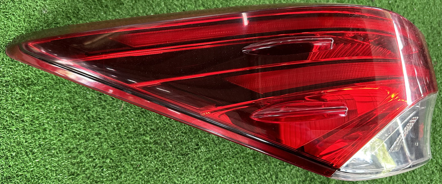 TOYOTA FORTUNER GUN156 OUTER TAIL LAMP LH (TL00057)