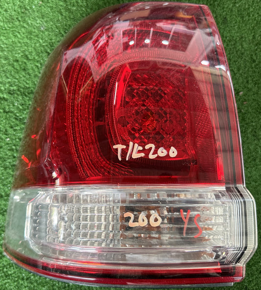 TOYOTA LAND CRUISER 200 OUTER TAIL LAMP LH (TL00055)