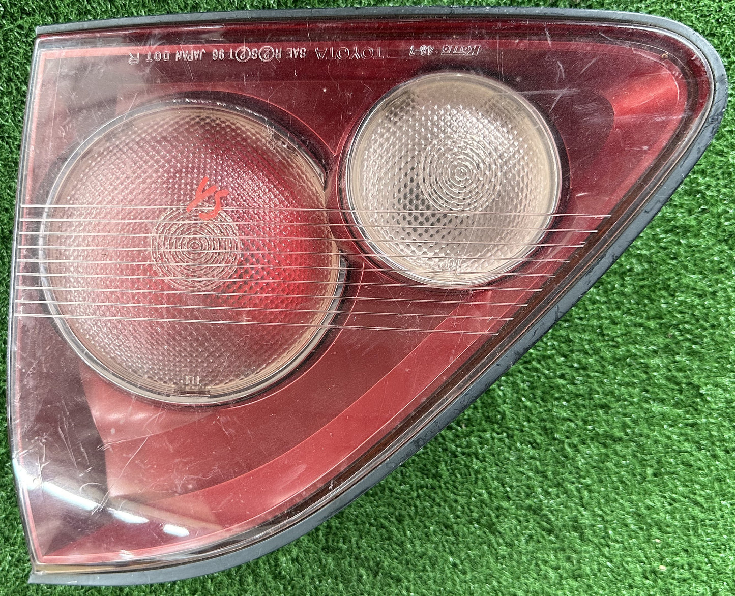 TOYOOTA HARRIER XV10 INNER TAIL LAMP RH (TL00059)