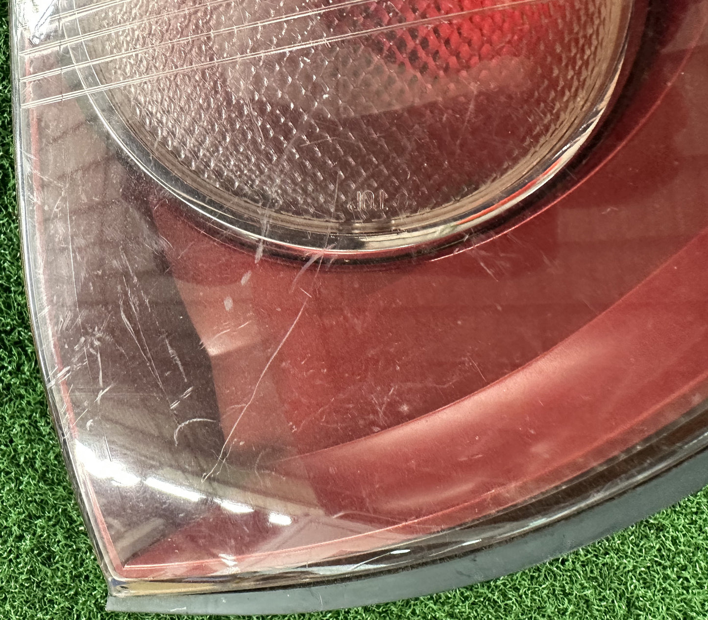 TOYOOTA HARRIER XV10 INNER TAIL LAMP RH (TL00059)