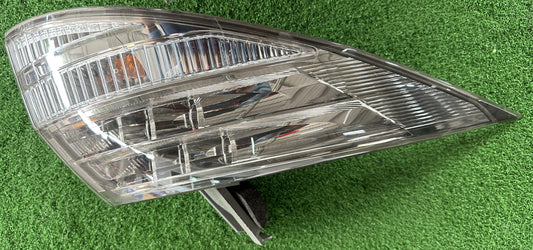 TOYOTA ESTIMA ACR 50 OUTER TAIL LAMP LH (TL00062)