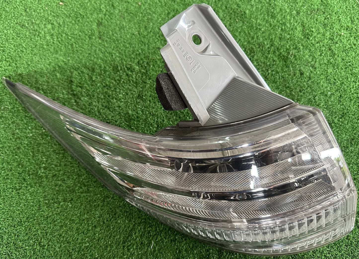 TOYOTA ESTIMA ACR 50 OUTER TAIL LAMP LH (TL00062)