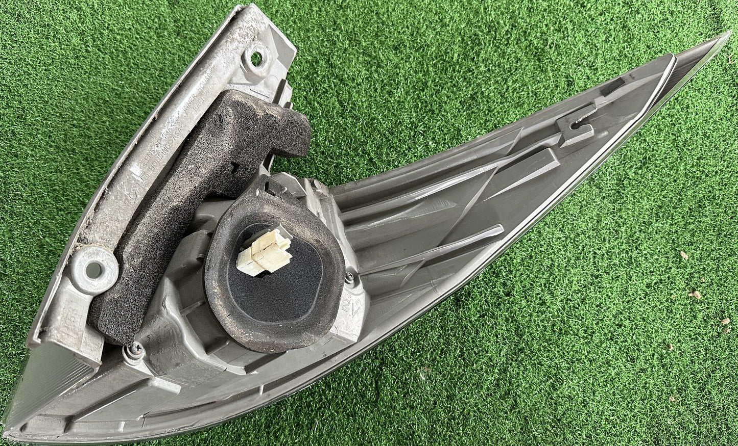 TOYOTA ESTIMA ACR 50 OUTER TAIL LAMP LH (TL00062)