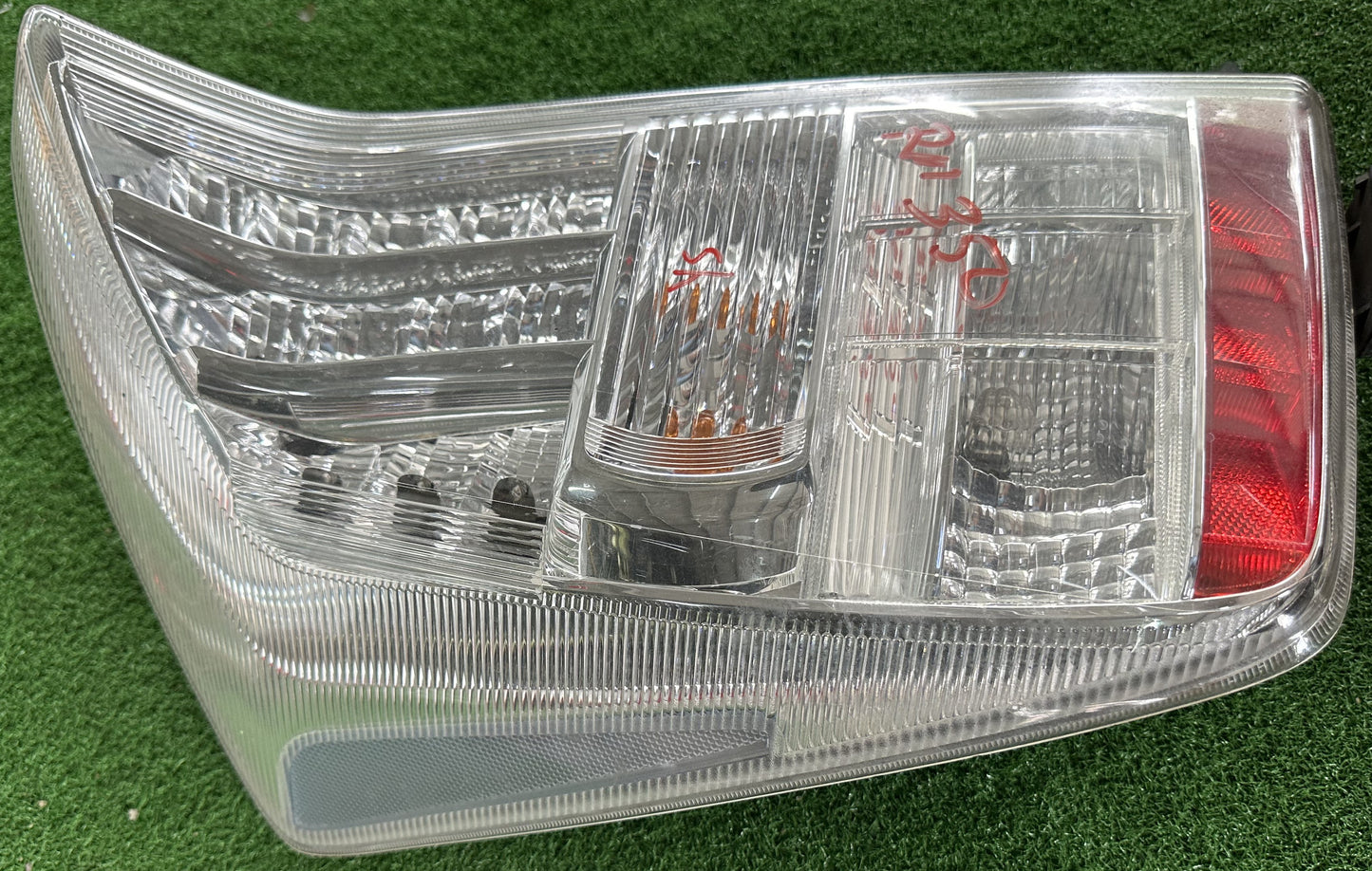 TOYOTA PRIUS TAIL LAMP LH (TL00039)