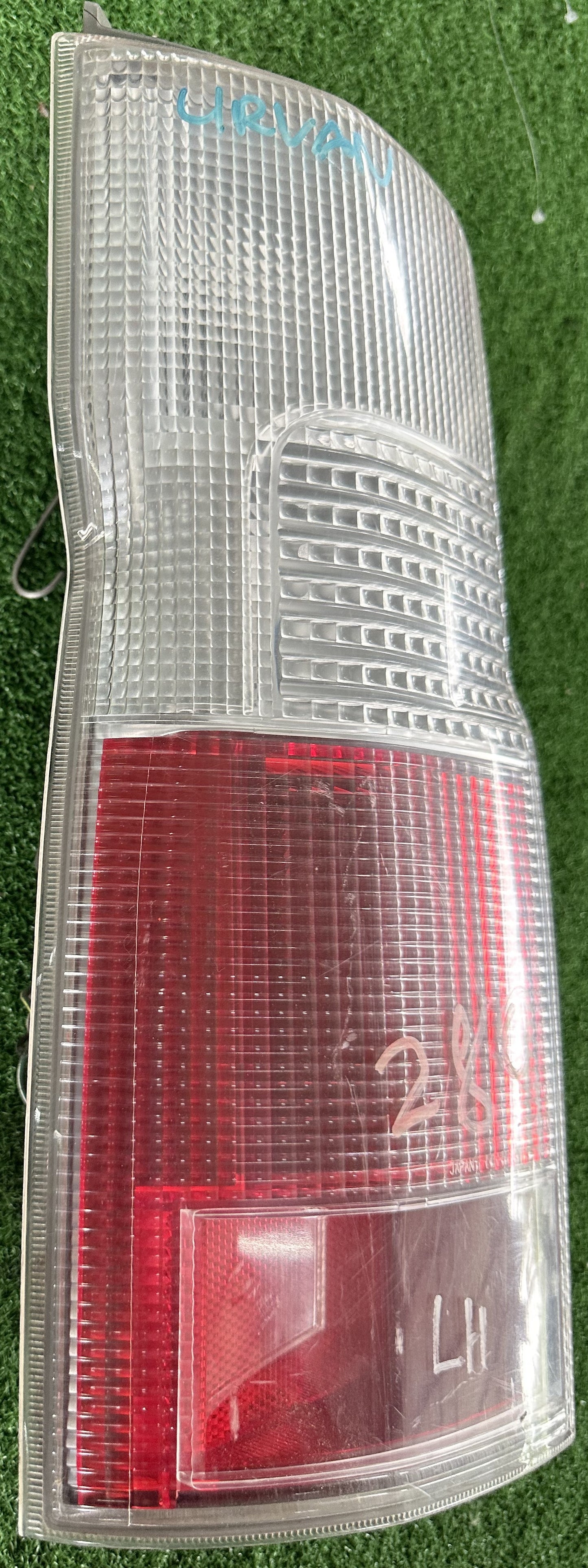 NISSAN URVAN TAIL LAMP LH (TL00006)