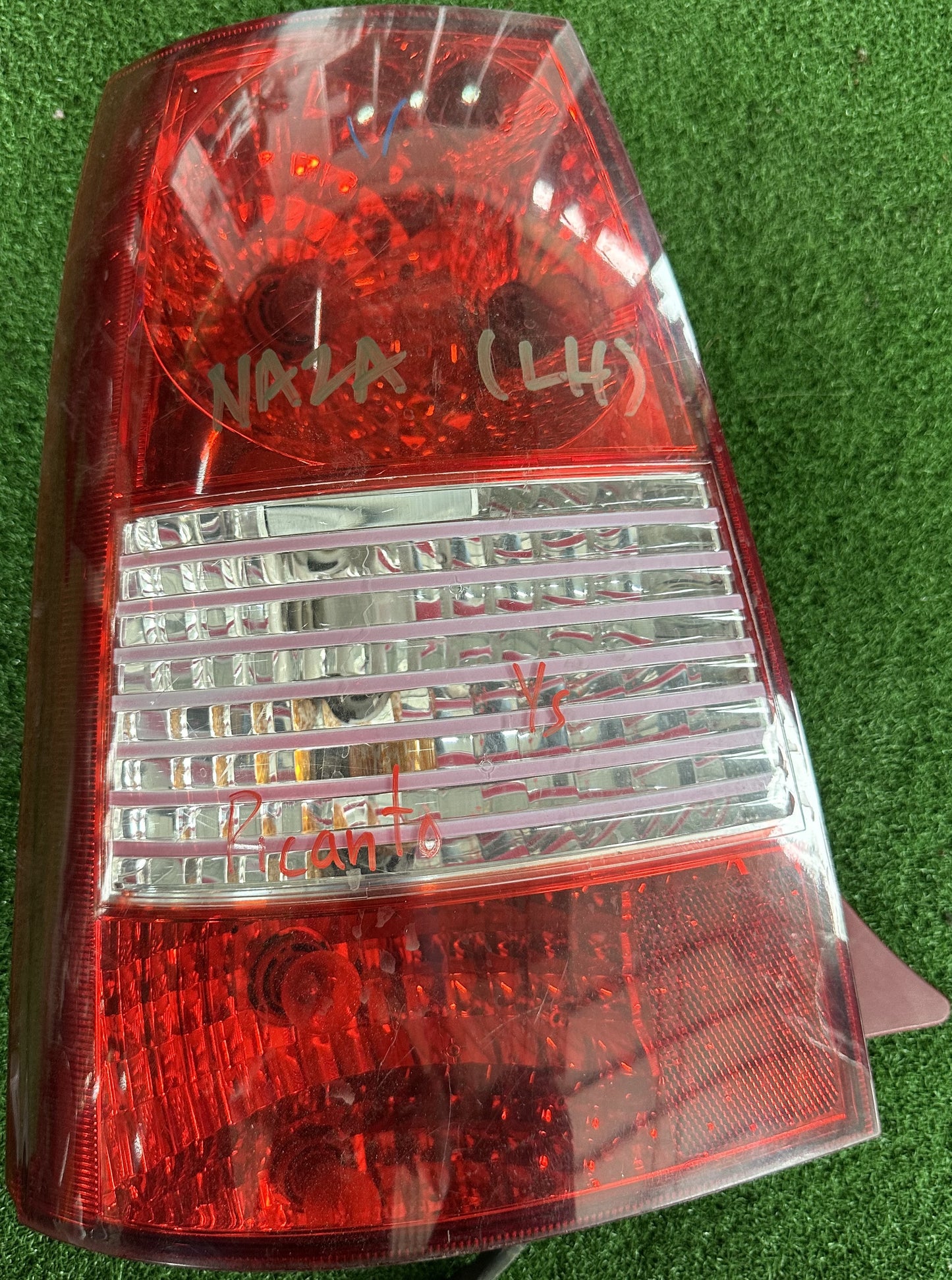 NAZA PICANTO TAIL LAMP LH (TL00012)