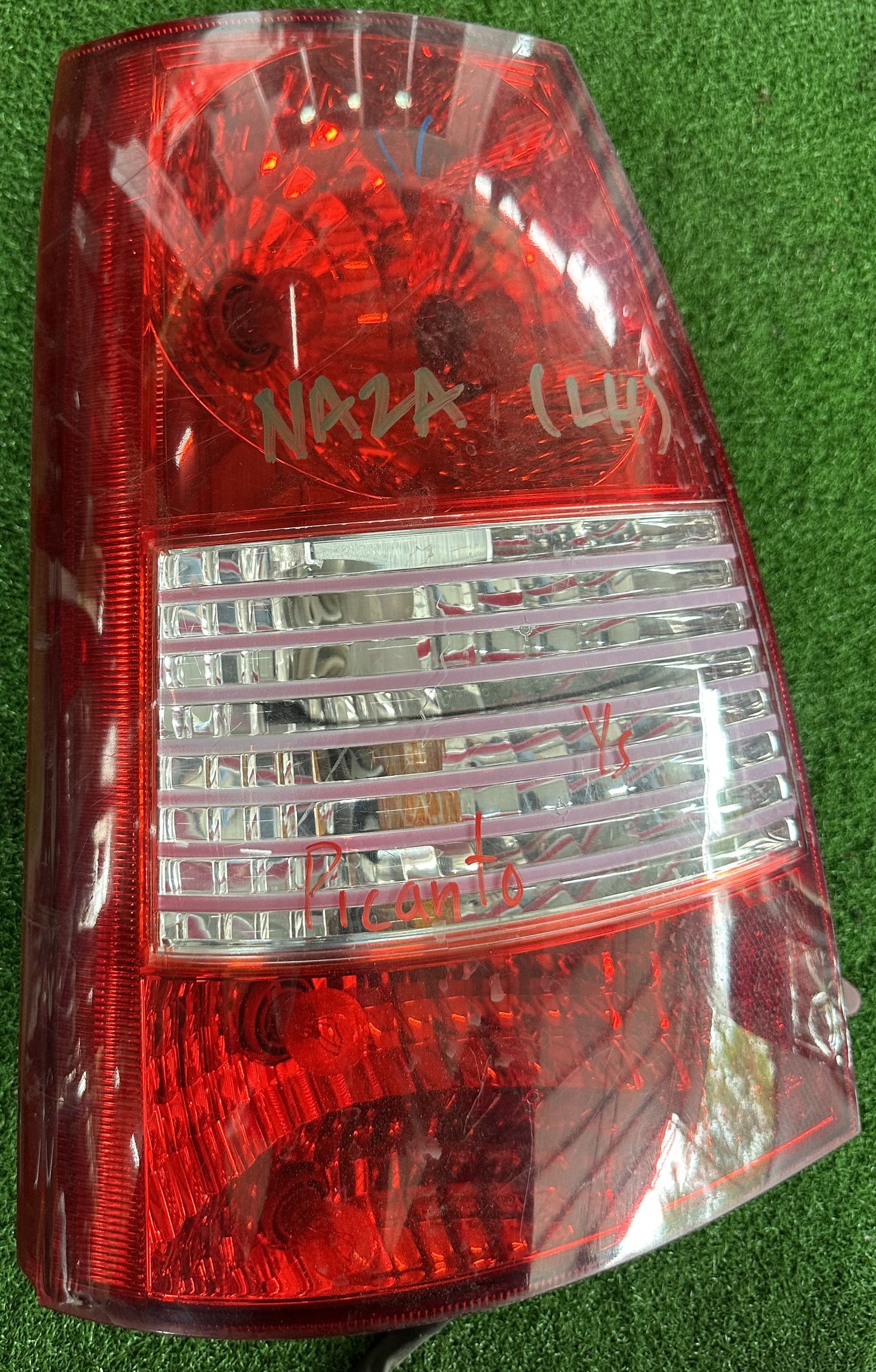 NAZA PICANTO TAIL LAMP LH (TL00012)