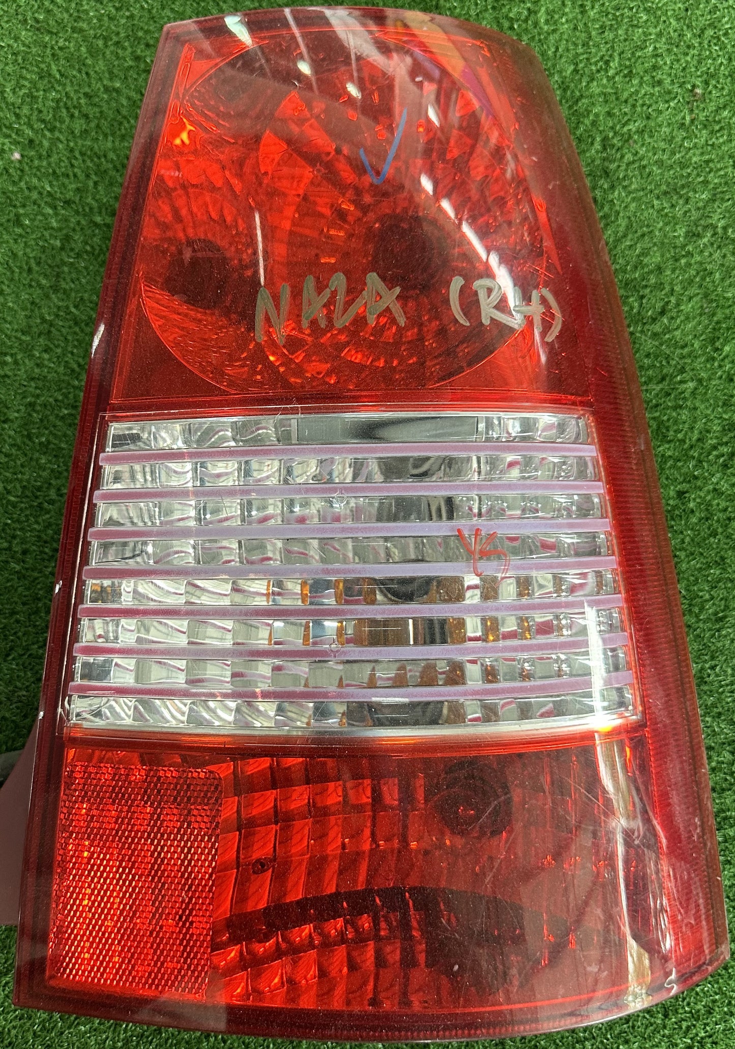 NAZA PICANTO TAIL LAMP RH (TL00011)