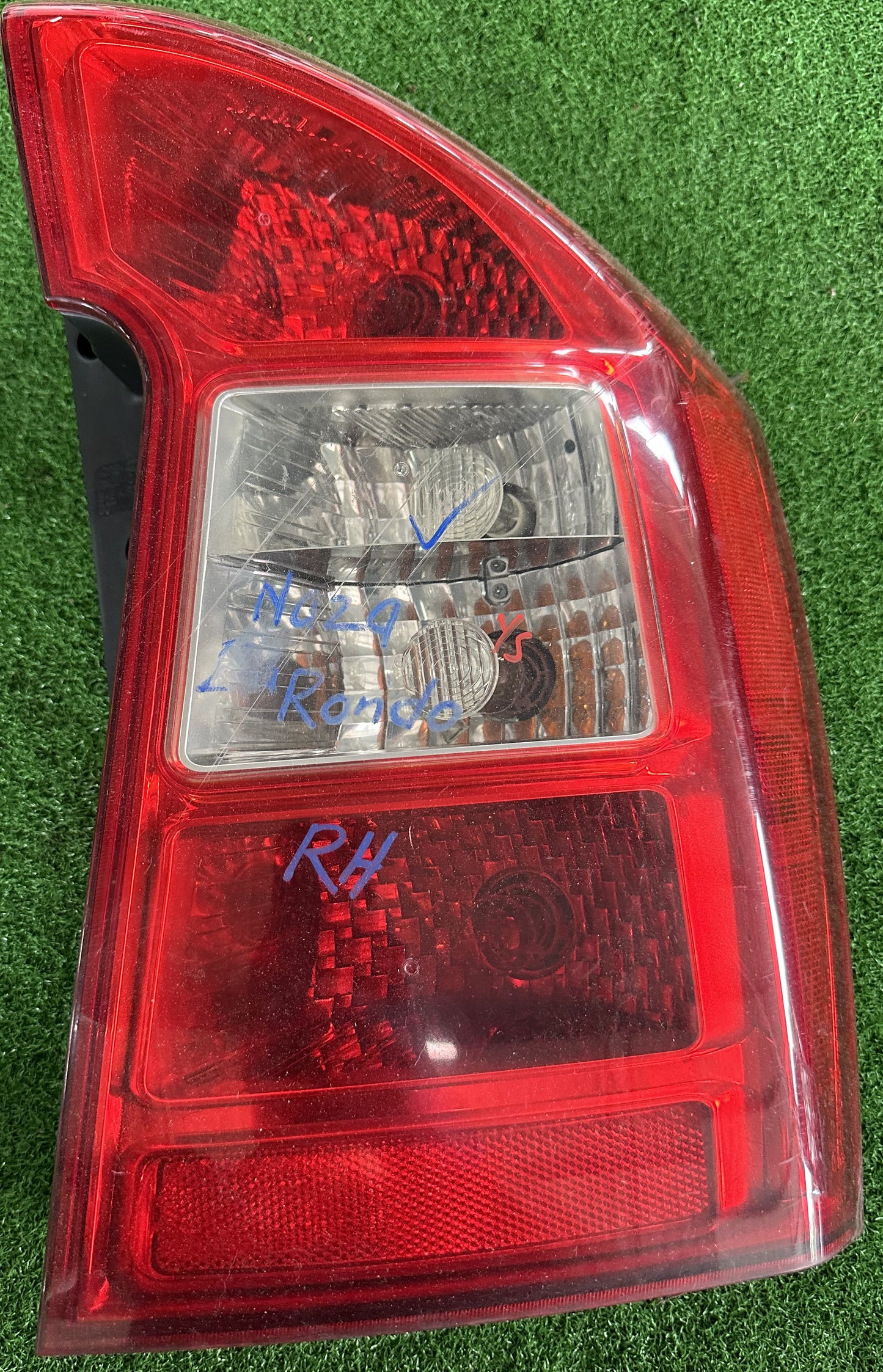 NAZA RONDO TAIL LAMP RH (TL00013)