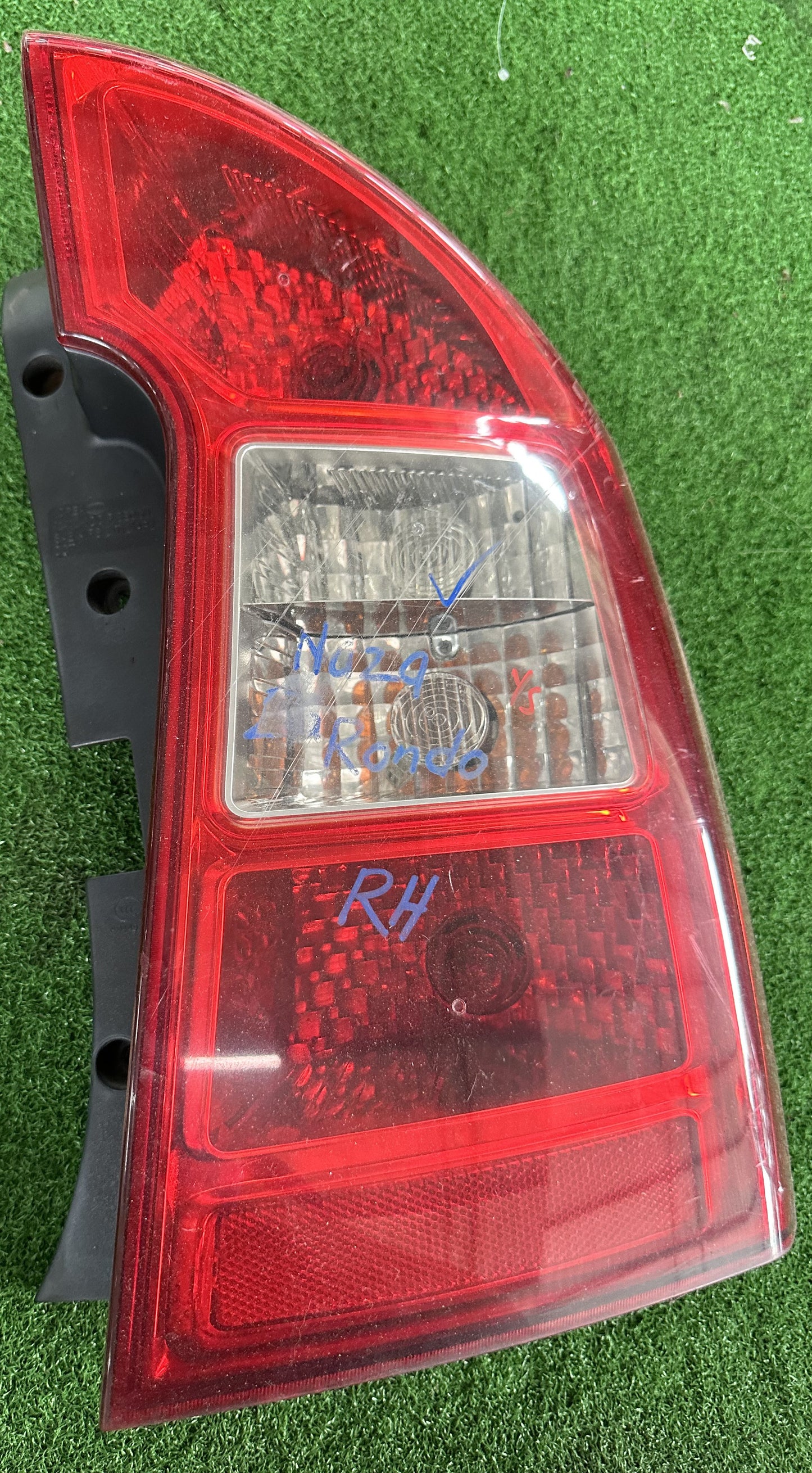 NAZA RONDO TAIL LAMP RH (TL00013)