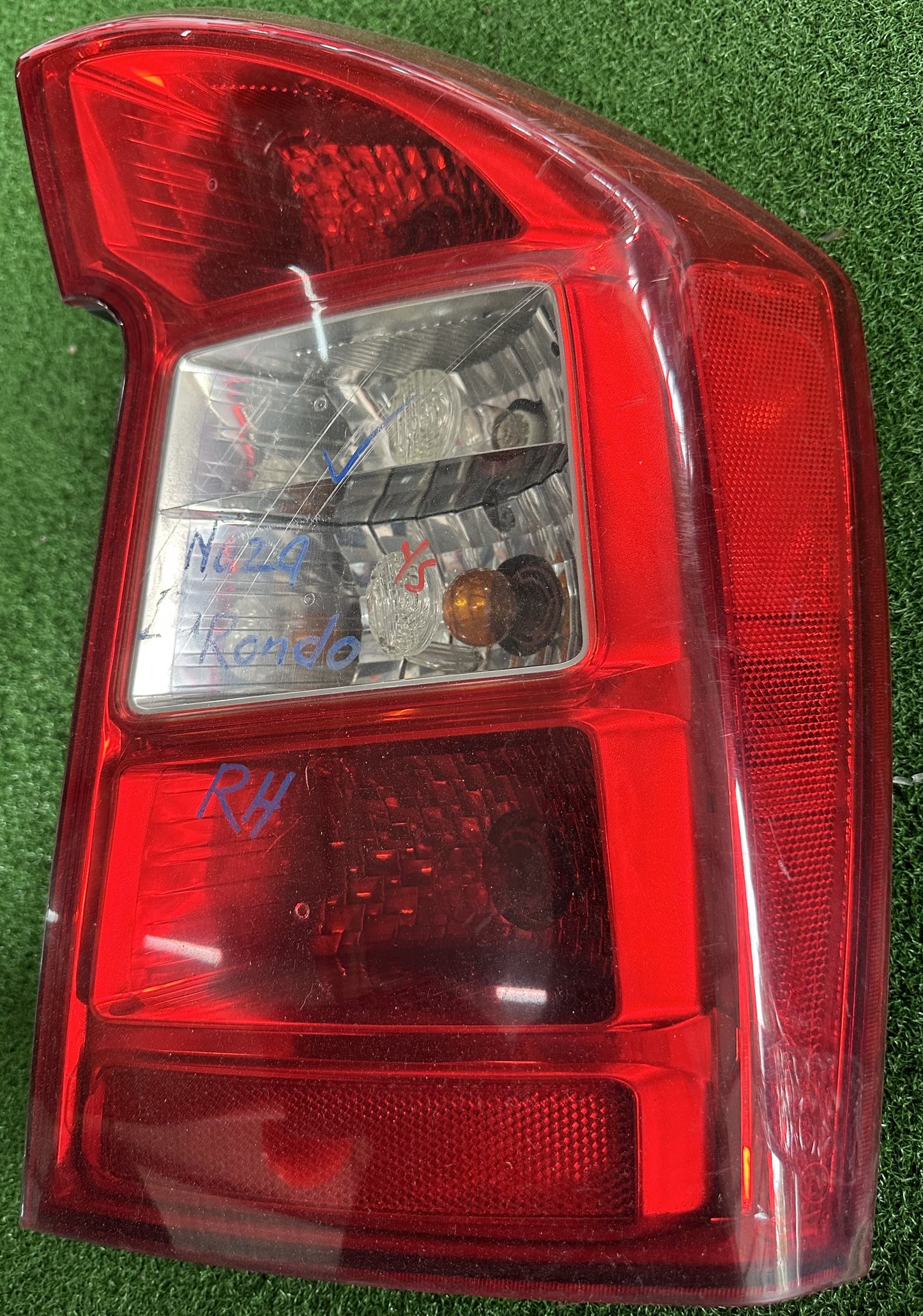 NAZA RONDO TAIL LAMP RH (TL00013)