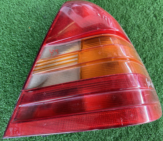 MERCEDES BENZ W202 TAIL LAMP RH (TL00095)