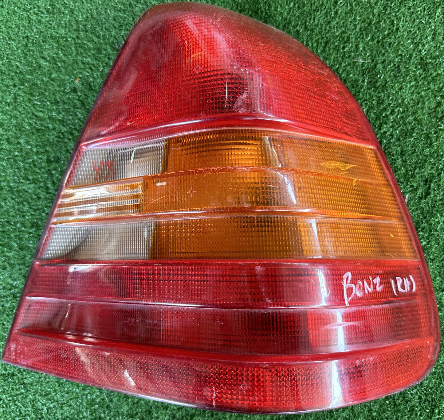 MERCEDES BENZ W202 TAIL LAMP RH (TL00095)