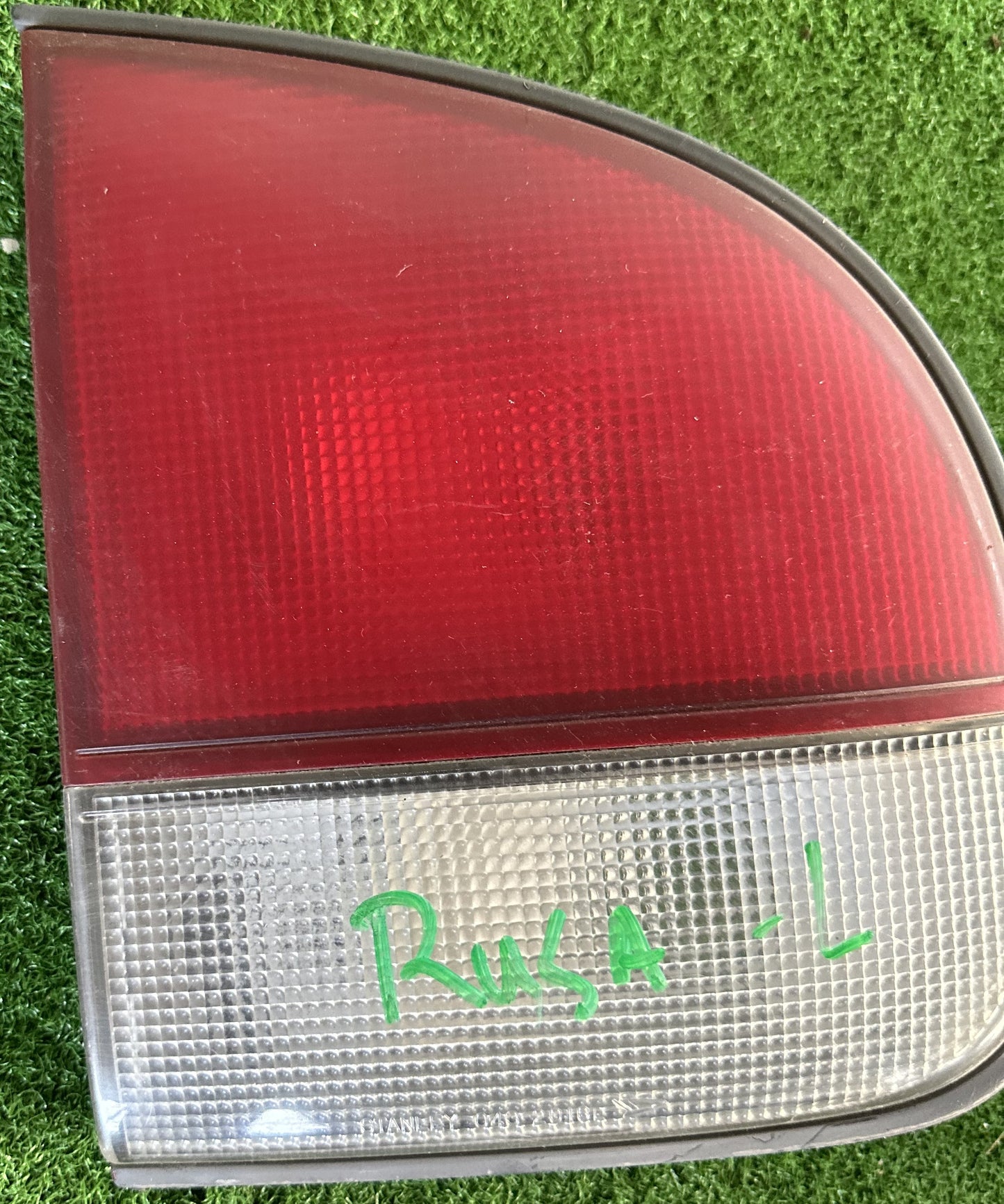 PERODUA RUSA TAIL LAMP LH (TL00098)