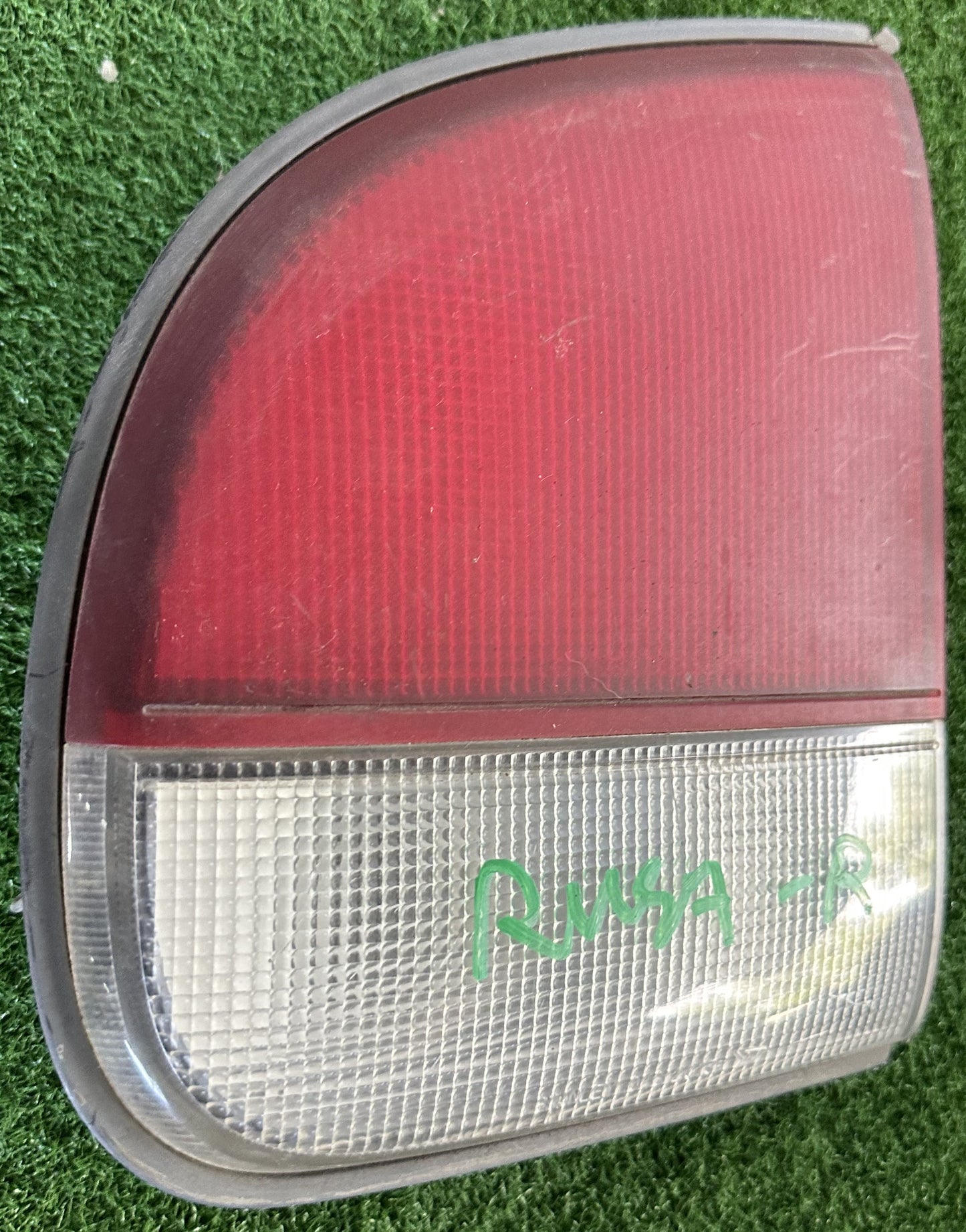 PERODUA RUSA TAIL LAMP RH (TL00097)