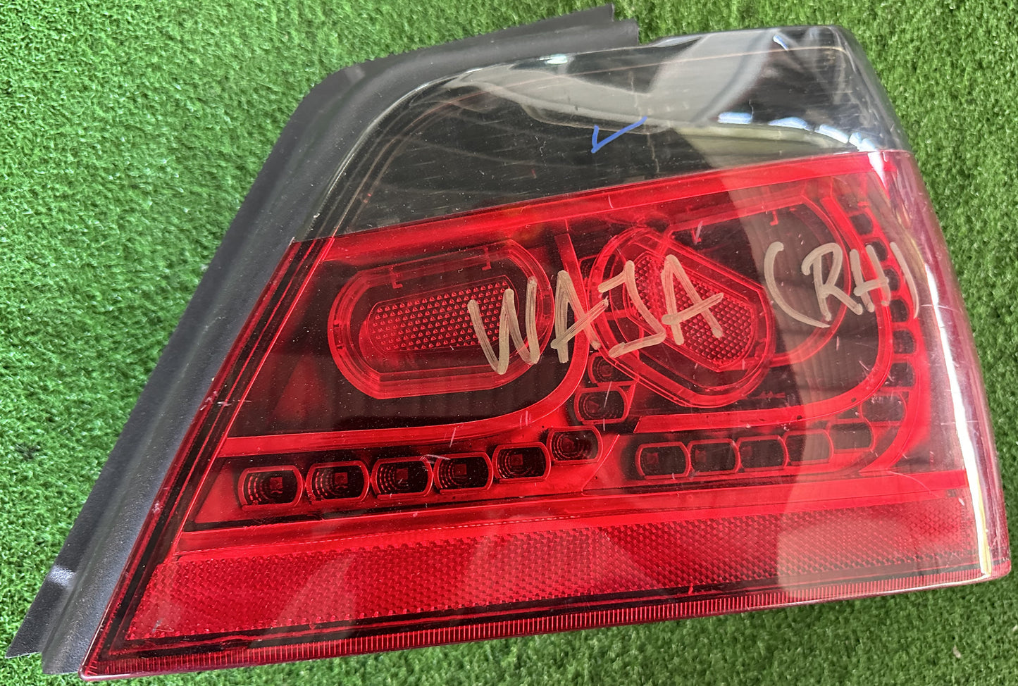 PROTON WAJA TAIL LAMP RH (TL00099)